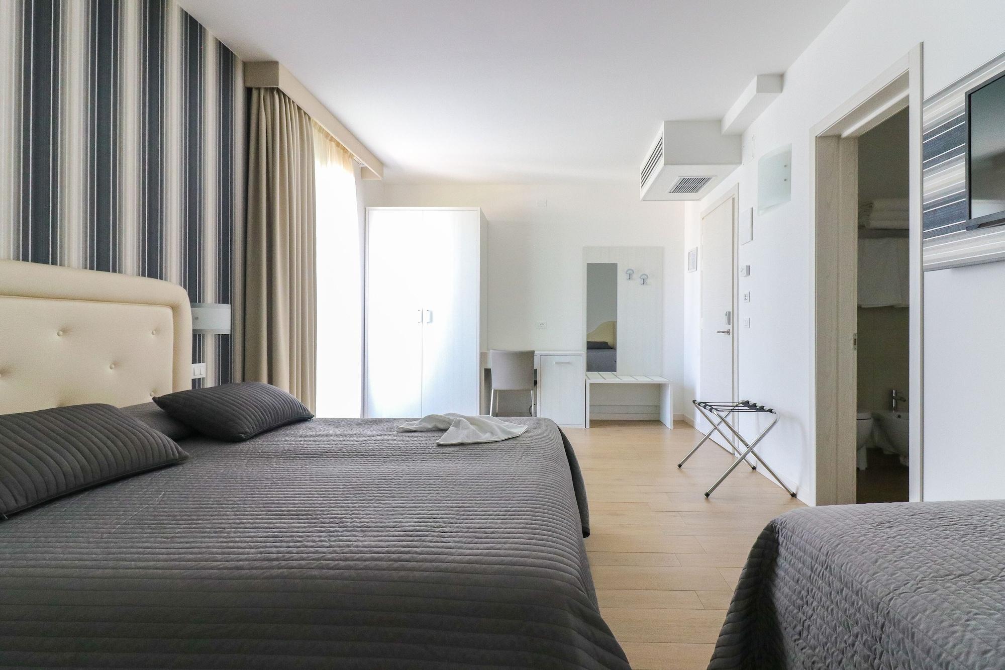 Hotel Jesulum Lido di Jesolo Esterno foto