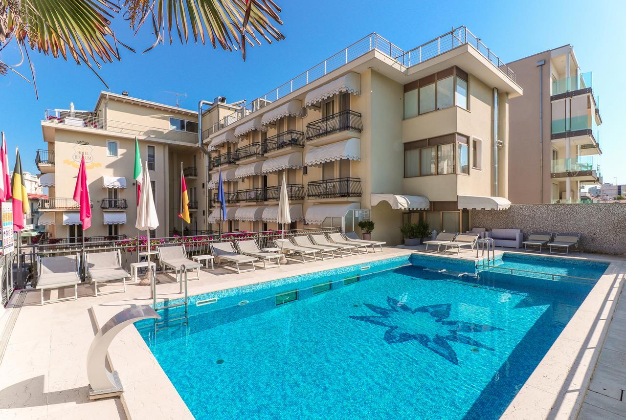 Hotel Jesulum Lido di Jesolo Esterno foto