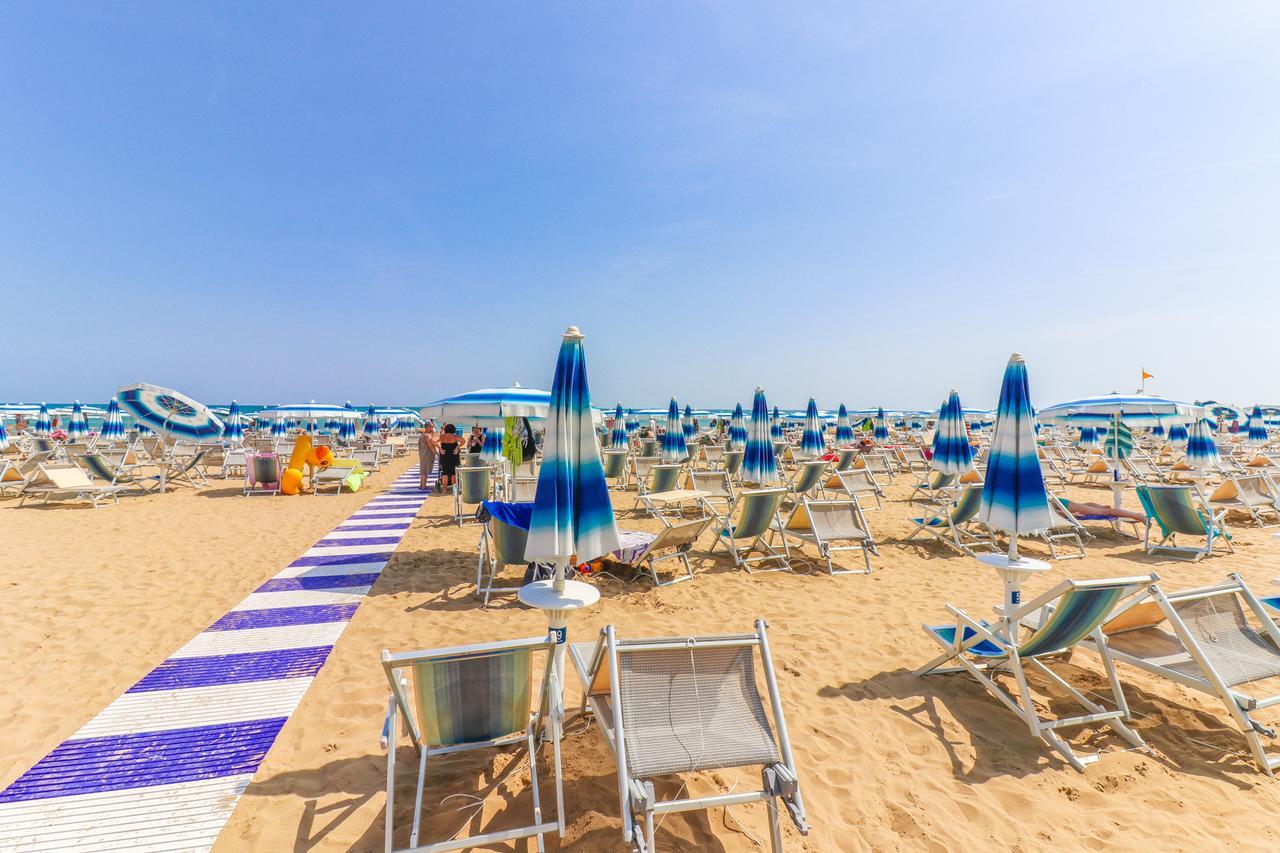 Hotel Jesulum Lido di Jesolo Esterno foto