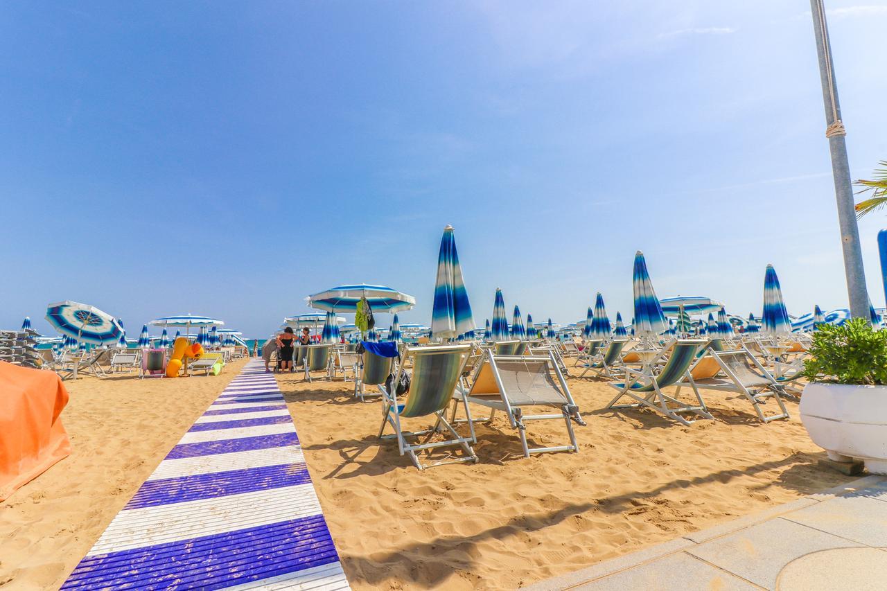 Hotel Jesulum Lido di Jesolo Esterno foto