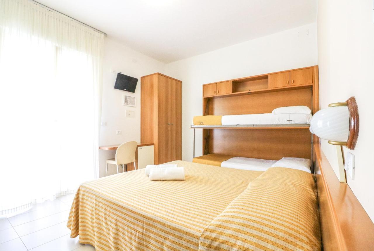 Hotel Jesulum Lido di Jesolo Esterno foto